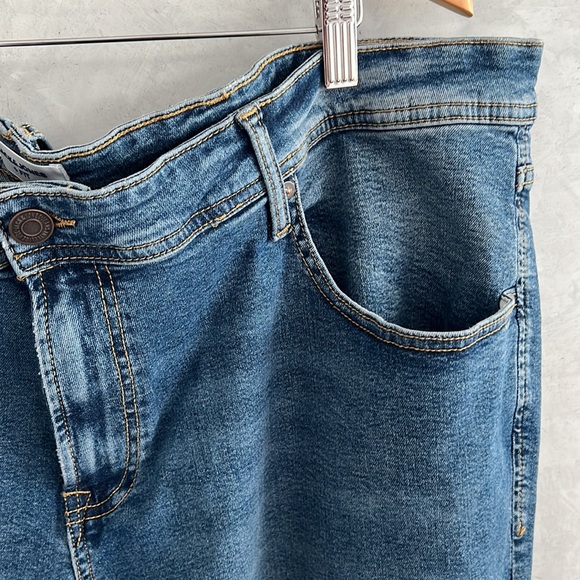 NWT Jack & Jones Glenn Original Slim-Fit Jeans, W44xL32 - Picture 3 of 9